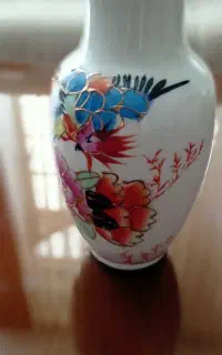 گلدان قدیمی عتیقه