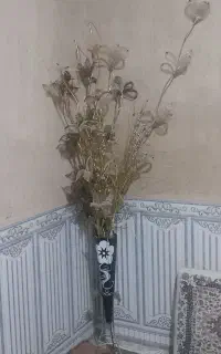 گلدان با گل مصنوعی تزییناتی