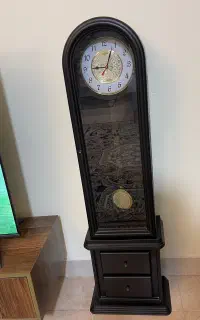 ساعت ایستاده
