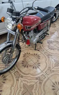 موتور ۱۲۵ گرده چراغ
