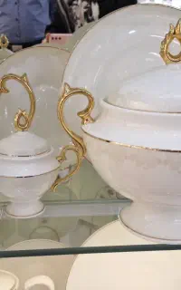 سرویس چینی آلمانی نو ۱۸ نفره ۹۸ میلیون ۱۶۷ پارچه