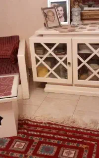 فروش فوری مبل ۷نفره با کنسول یا میز تی وی