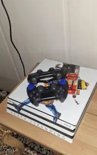ps4 pro دو دسته