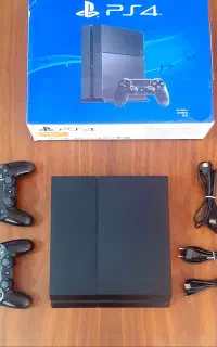 Ps4 نو دو دسته فول بازی (کپیخور و اکانتی)