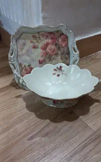 شکلات و شیرینی خوری اس بی