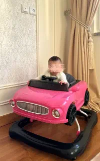 روروئک ۳ کاره مدل ماشین رنگ صورتی، همراه با کارتن