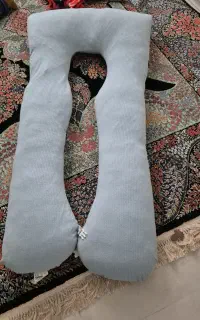 بالشت بارداری دی روحه و لباسهای بارداری در حد نو