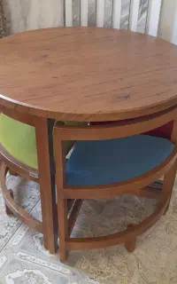 میز ناهار خوری ۴ نفره کم جا