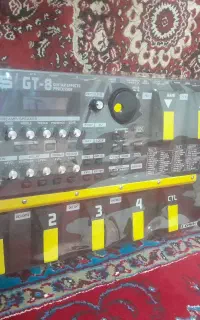 باغلاما وگیتار افکت جی تی ۸