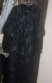 انگشتر نگین دار