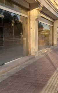 مغازه ۱۳۰ متری با ۱۶ متر بر