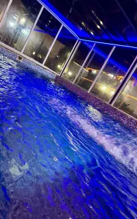 اجاره باغ ویلا استخر شیشه ای ب
