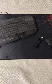 کیبرد و ماوس و پد بلادی