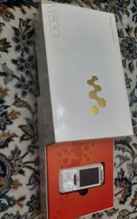 دوعدد گوشی Sony Ericsson