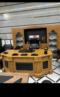 میز مدیریت امپراطور