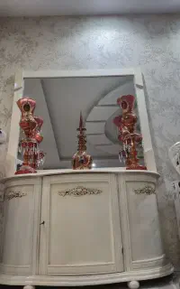کنسول و آیینه