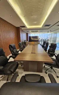 جذب نیروی با انگیزه با درآمد ماهیانه ۱۰۰میلیون