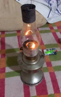 چراغ نفتی قدیمی