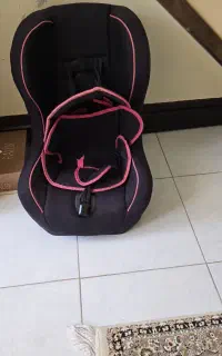 صندلی کودک تمیز فقط ۱۵۰۰