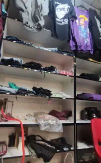قفسه و مانکن