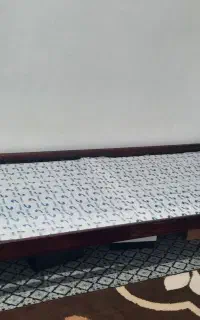 تخت تک نفره