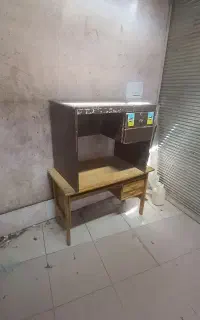 دو عدد میز کاملا سالم چوب