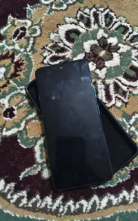 گوشی خوبیه