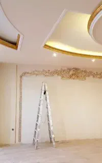 نقاش نقاشی ساختمان