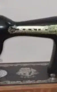 چرخ خیاطی قدیمی