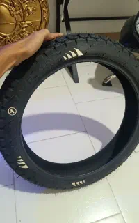 لاستیک و تیوپ هوندا یزد تایر خشک 3.00 17