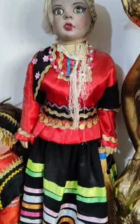عروسک صنایع دستی