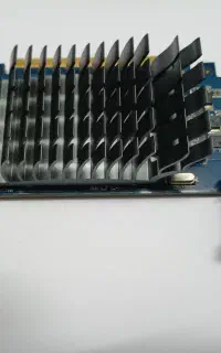 NVIDIA GeForce 210 1g