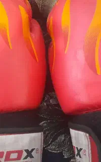 دستکش و کیسه بوکس