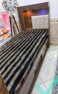 تخت یک نفره
