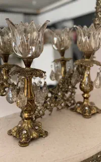 آینه و شمعدان برنزی
