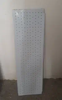 قفسه فلزی