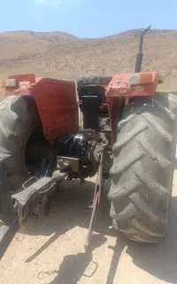 تراکتور فرگسن 285
