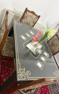 میزناهارخوری ۴نفره درحد نو