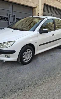 پژو ۲۰۶