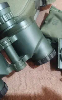 دوربین شکاری وقطب نما