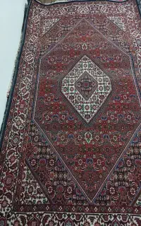 فرش دستبافت زرنیم