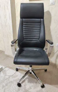 صندلی مدیریتی آرام گستر اصلا استفاده نشده