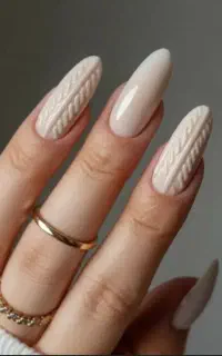 استخدام ناخنکار حرفه ای و باسابقه
