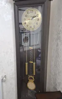 ساعت ایستاده چوبی رنگ فندقی