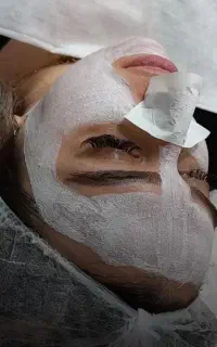 پاکسازی تخصصی پوست
