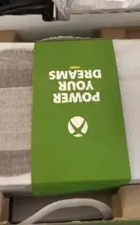 xbox series s به همراه دو دسته