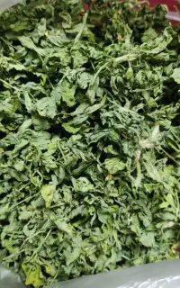 سبزی خشک شسته تمیز بدون ساقه و کثیفی