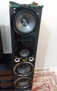 اسپیکر خانگی