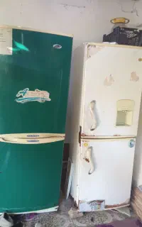 فروش دو دستگاه یخچال فریزر امرستان فروش فوری