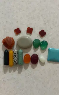 مقداری نگین